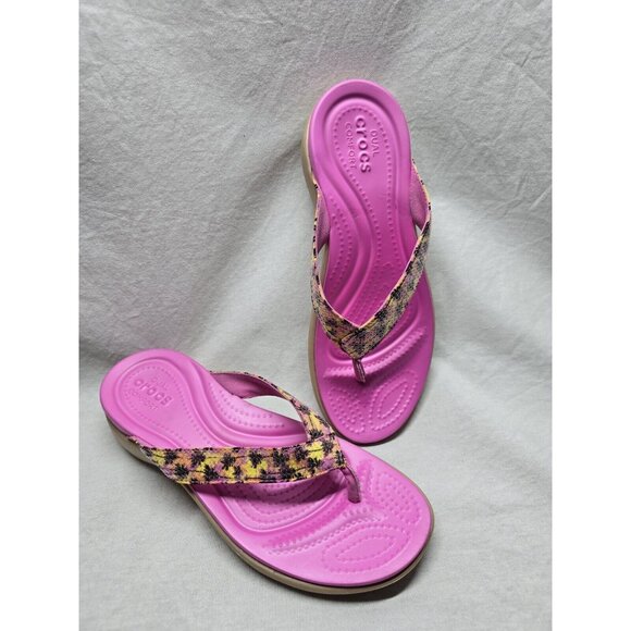 CROCS Women's Capri V Graphic Sequin Flip Flop Women's Size 7 - Picture 3 of 7
